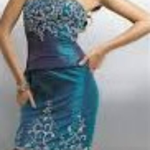 Allure Women's Size 14 Teal Strapless A-Line Appliques Taffeta Prom Dress Formal - Picture 2 of 14